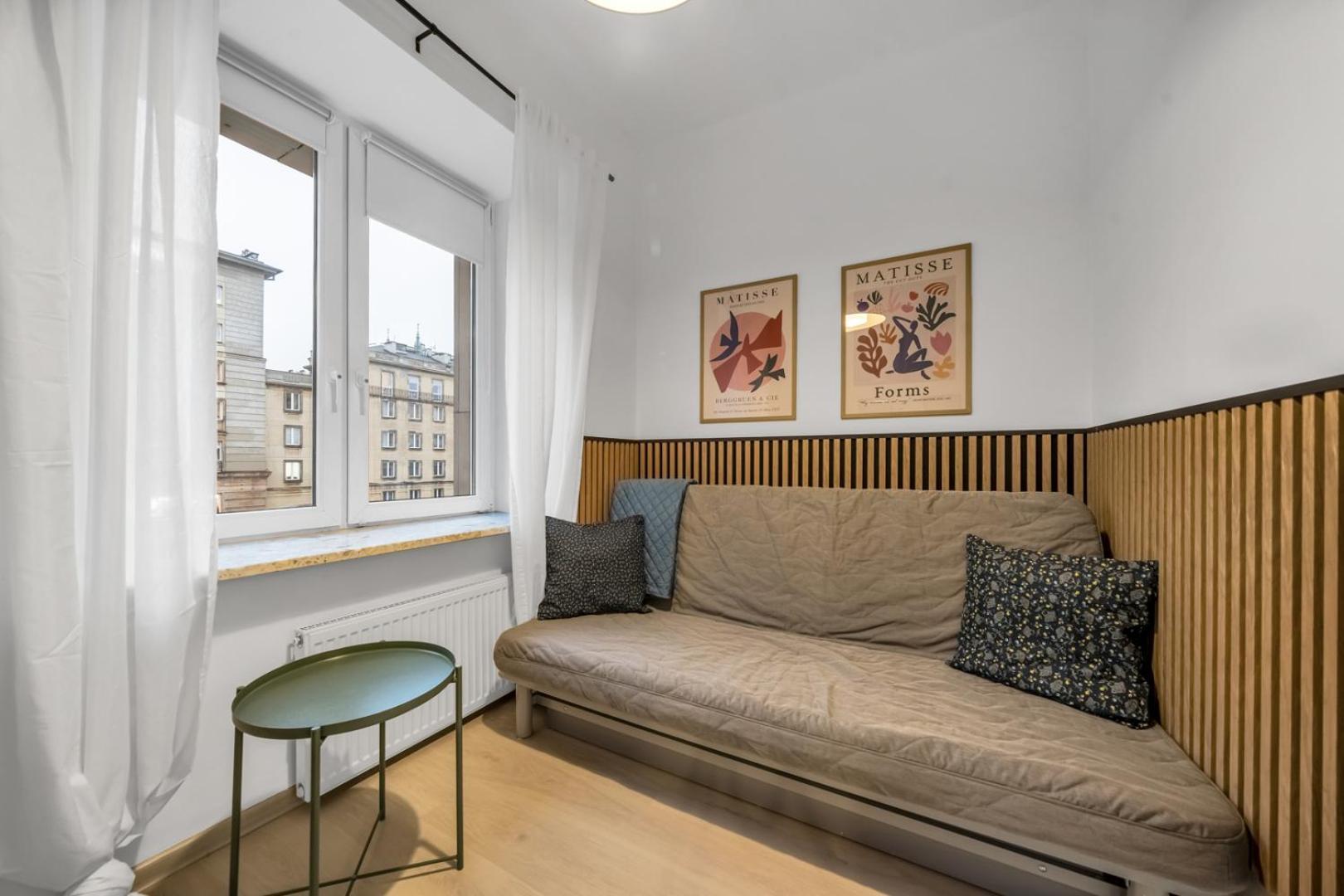 Centre Apartment- Location, Park&metro - By Rentujemy Leilighet