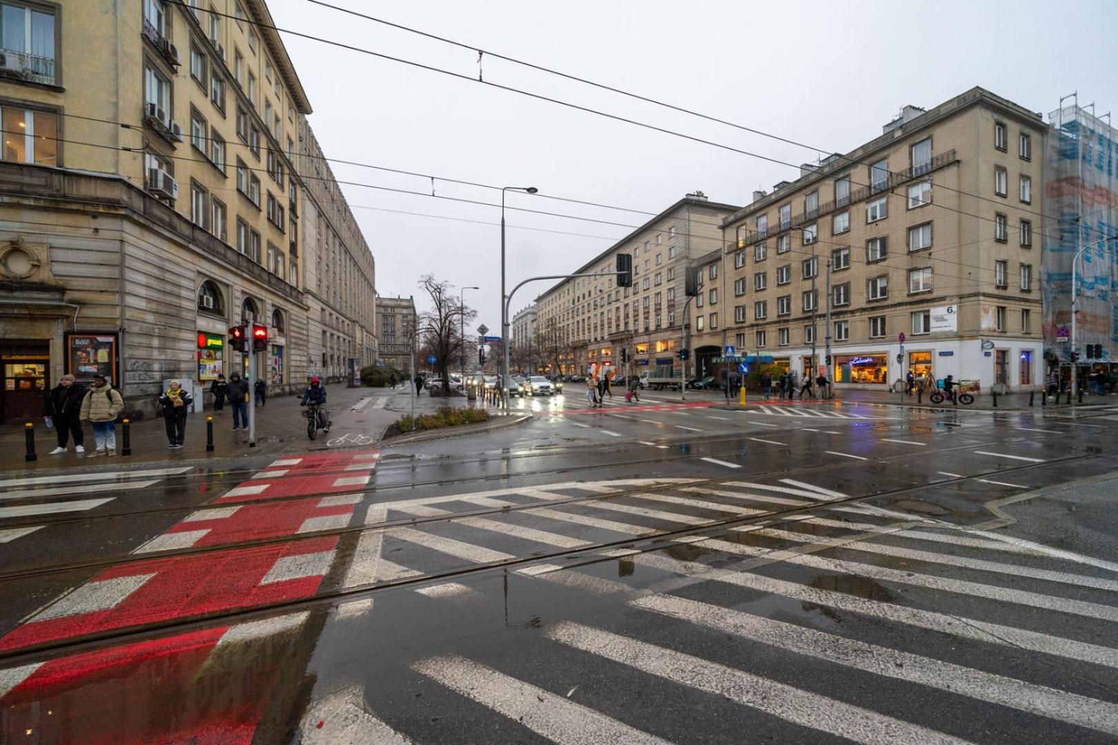Centre Apartment- Location, Park&metro - By Rentujemy *