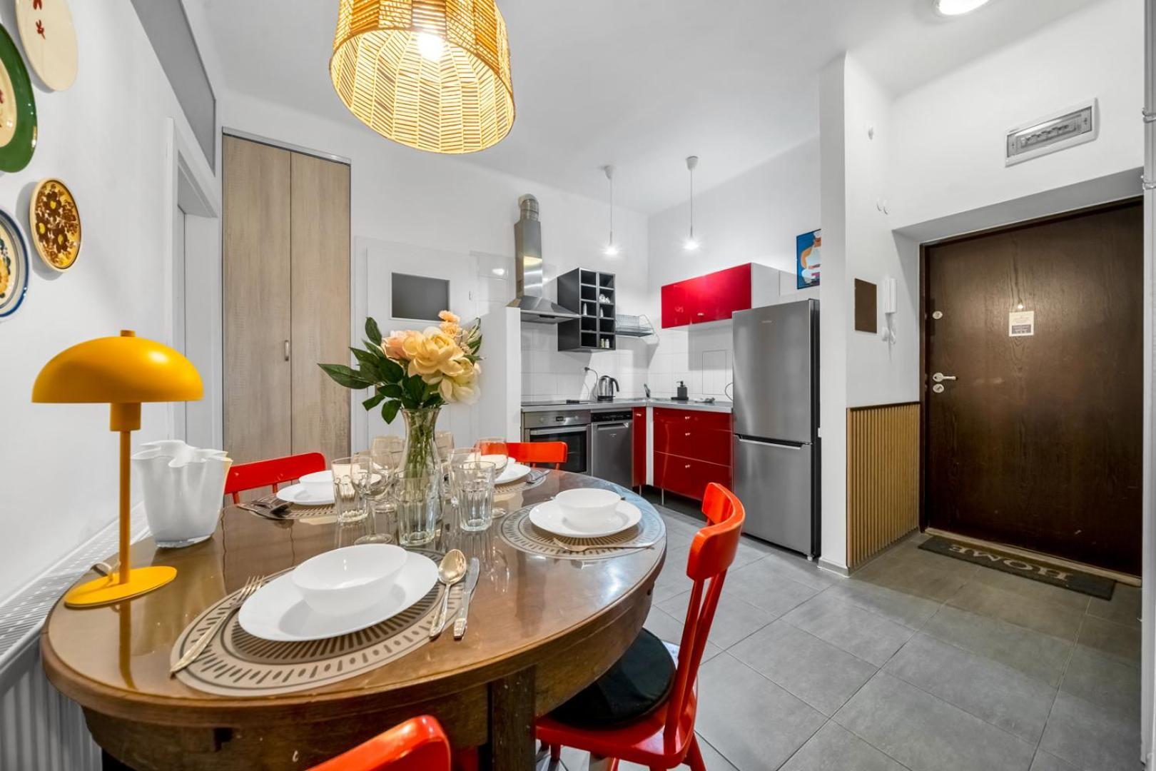 Apartament Centre Apartment- Location, Park&metro - By Rentujemy
